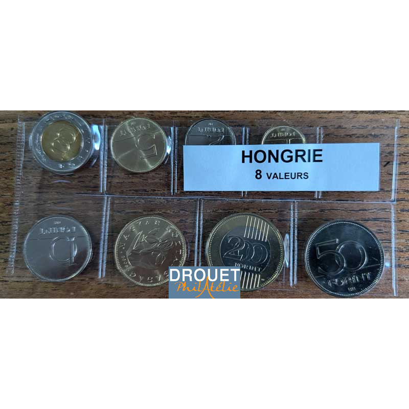 8 Pièces De Monnaie Différentes